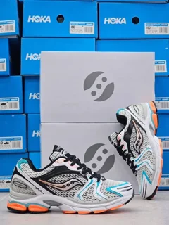 کتونی ساکونی تریامپ 4 مستر کوالیتی | Saucony Progrid Triumph ۴| سایزبندی ۴۰ تا ۴۵