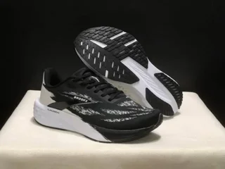 کتونی بروکس لانچ ۱۱ ی کتونی رانینگ مستر کوالیتی / Brooks launch 11 / سایز 40 الی ۴۵
