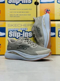 اسکیچرز مکس‌کوشن راحتی مسترکوالیتی/ Skechers Max Cushion/ سایز 40 الی 45
