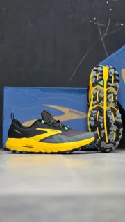 کتونی بروکس کاسکادیا ۱۷ مستر کوالیتی |سایز بندی ۴۰ تا ۴۵ کوالیتی A |brooks cascadia17