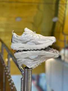 کتونی بروکس کاسکادیا ۱۸ مستر کوالیتی ۲۰۲۶|سایز بندی ۴۰ تا ۴۵| brooks cascadia 18