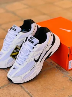 کتونی نایک اینتیاتور مستر کوالیتی درجه 1 /سایز بندی ۴۰ تا ۴۵/ تک و عمده موجود Nike intiator