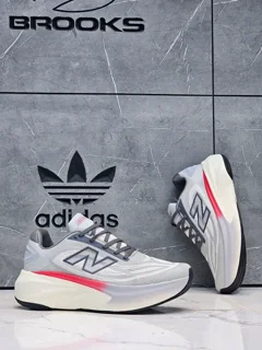 نیوبالانس more مستر کوالیتی درجه ۱ با زیره فرش فوم /سایزبندی ۴۰ تا ۴۵ /تک و عمده New balance more