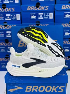کتونی بروکس گلیسیرین مکس مستر درجه ۱/سایز بندی ۴۰ تا ۴۵ /تک و عمده موجود / brooks glycerin max