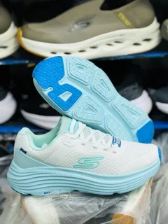 کتونی اسکیچرز زنانه مکس‌کوشن ویتنامی/سایز ۳۷ تا ۴۰/تک و عمده Sketchers max cushion